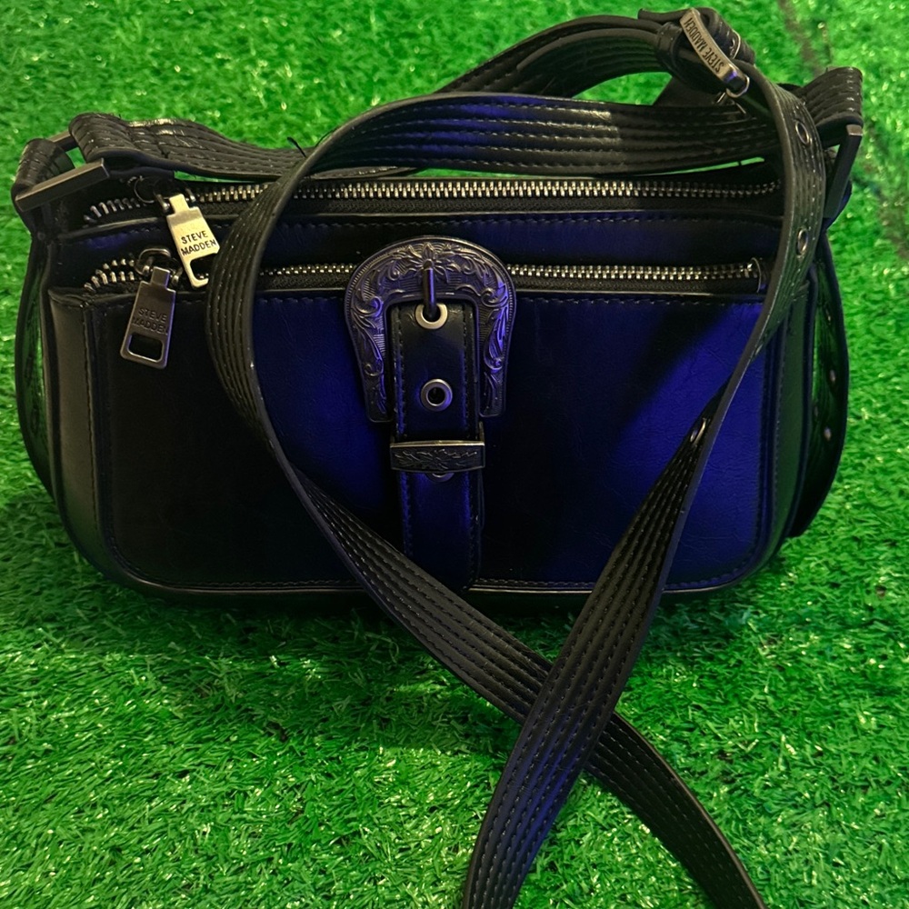 BB Dakota by Steve Madden Black Crossbody Bag